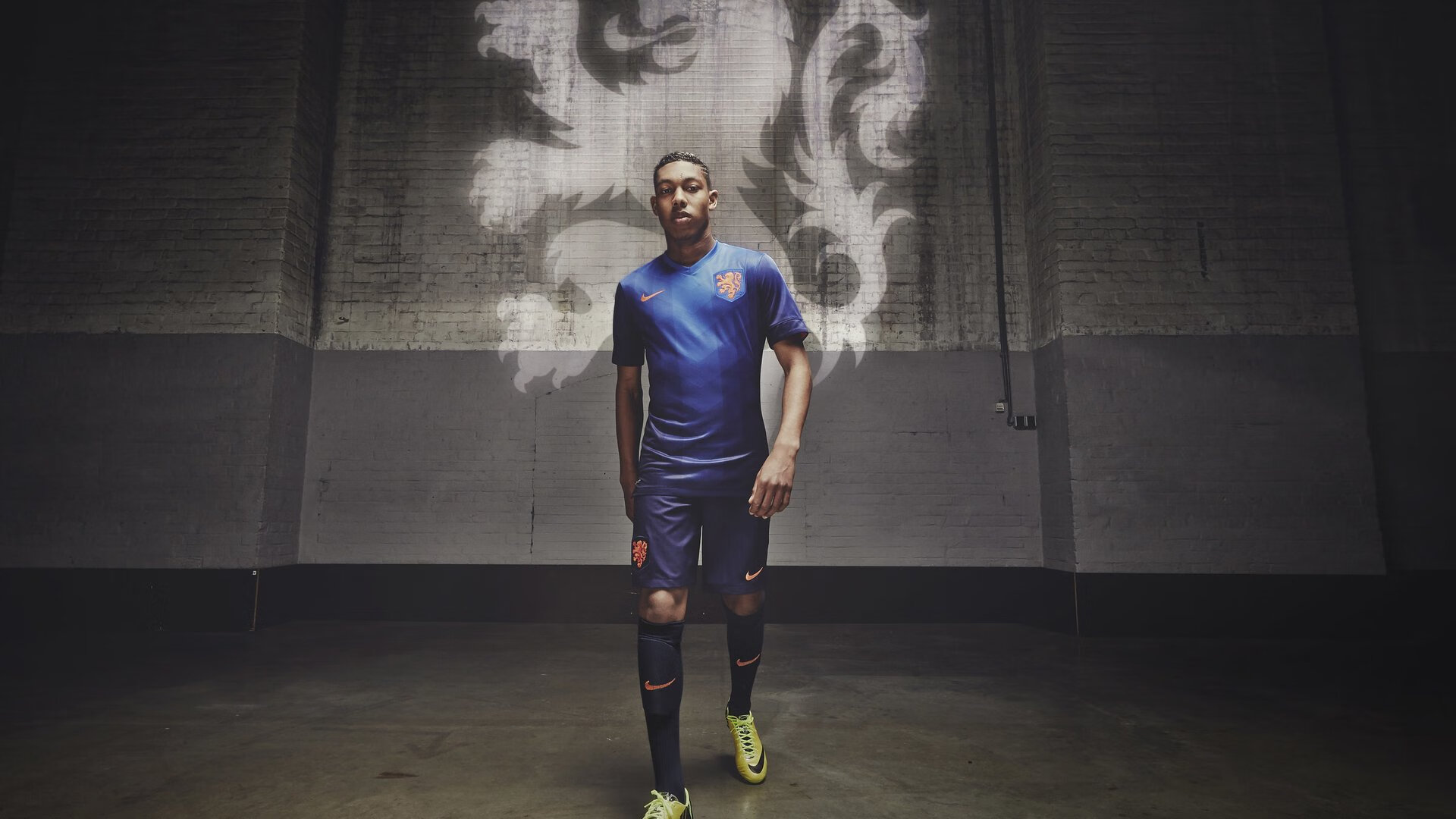 KAIYUNAPP-克雷洛博队关键时刻发挥稳定！赢得比赛关键！，了解克雷洛夫